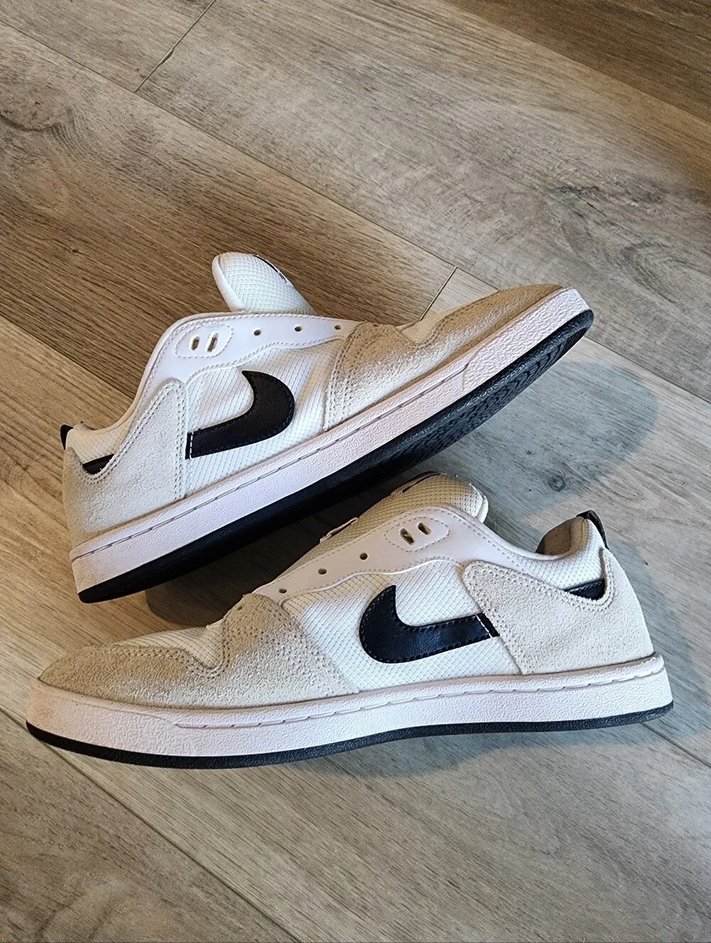 Nike brand sb